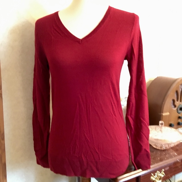 Talbots Sweaters - NEW TALBOTS MERINO WOOL Wine Red Sweater Size XS